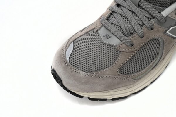 new_balance_2002r_light_gray_m2002rc_183A314EBDD1F.jpg New Balance 2002R Light Gray M2002RC