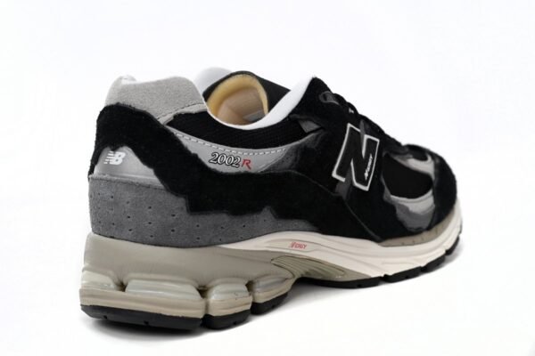 New Balance 2002R Lnk Black M2002RDJ
