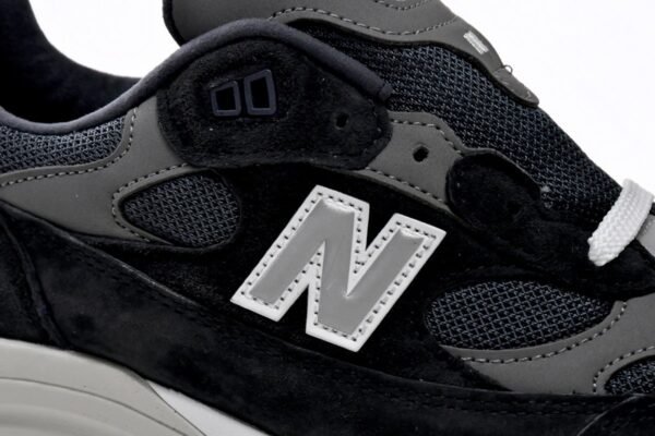 new_balance_992_black_ash_m992eb_1829AAFAAF012.jpg New Balance 992 Black Ash M992EB