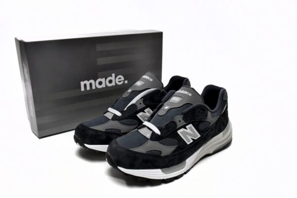 New Balance 992 Navy Grey M992GG