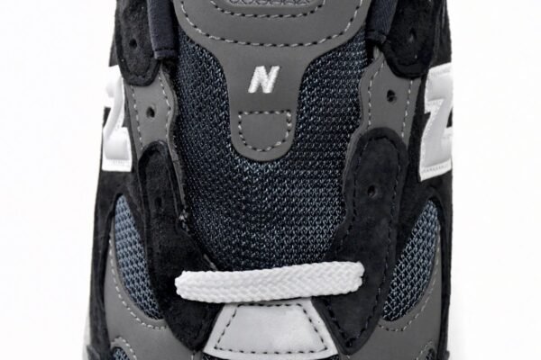 New Balance 992 Navy Grey M992GG