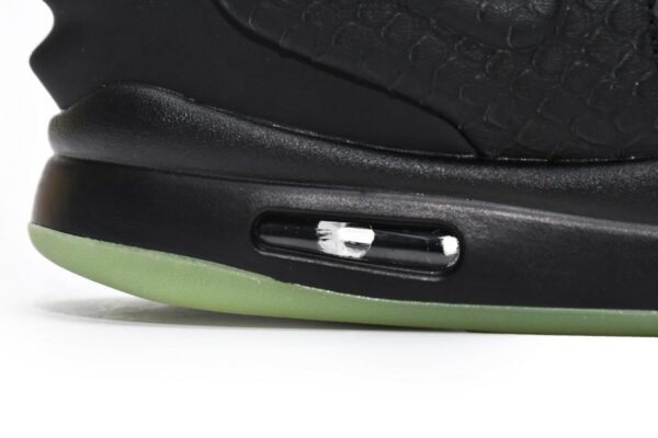 nike_air_yeezy_2_solar_red_508214_006_187A6CD1D4C18.jpg Nike Air Yeezy 2 Solar Red 508214-006
