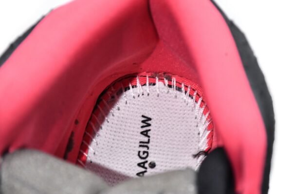 nike_air_yeezy_2_solar_red_508214_006_187A6CD2B6417.jpg Nike Air Yeezy 2 Solar Red 508214-006