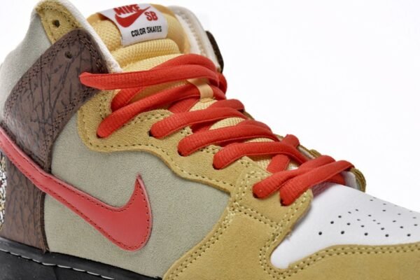 nike_dunk_high__kebab_and_destroy__cz2205_700_184452DFEB812.jpg Nike Dunk High "Kebab and Destroy" CZ2205-700