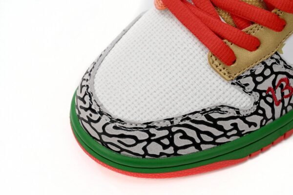 Nike Dunk Low "What the Dunk" Colorful Pigeon  318403-141