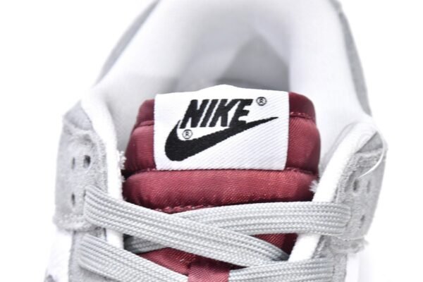 nike_dunk_low_ash_white_red_do7412_995__17870D19F4E10.jpg Nike Dunk Low Ash White Red DO7412-995