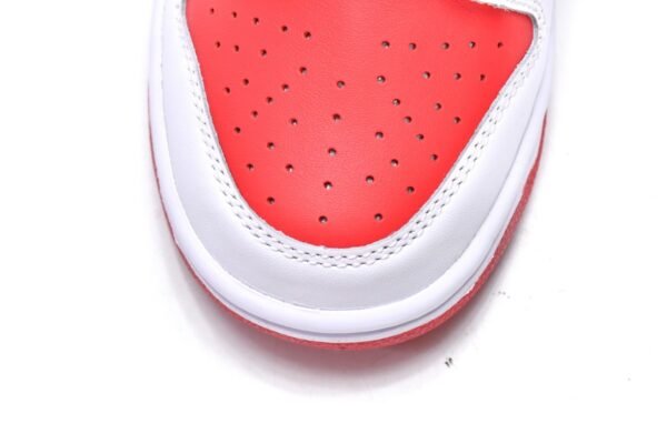 nike_dunk_low_championship_red_cw1590_600_178610797BF12.jpg Nike Dunk Low Championship Red CW1590-600