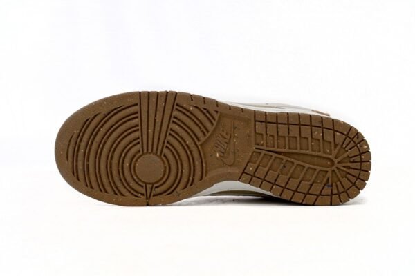 nike_dunk_low_se__do9457_100_1847F25DE531D.jpg Nike Dunk Low SE DO9457-100