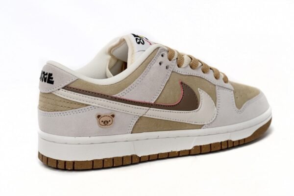 nike_dunk_low_se__do9457_100_1847F25DF1611.jpg Nike Dunk Low SE DO9457-100