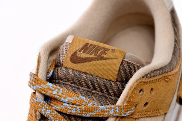 nike_dunk_low_teddy_bear_dz5350_288__17B585222211A.jpg Nike Dunk Low Teddy Bear DZ5350-288