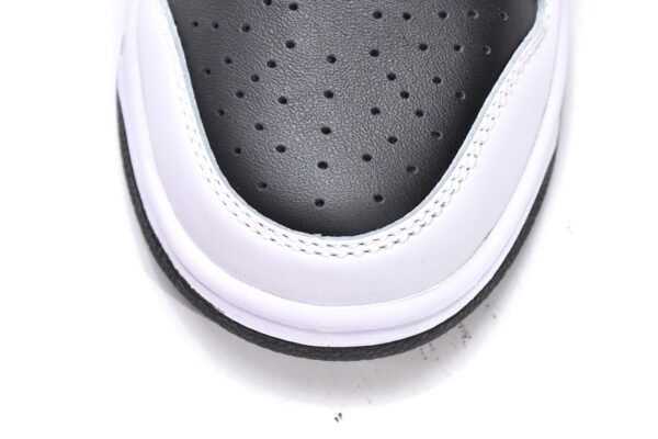 nike_dunk_low_white_black_do7412_993__1786115A7F611.jpg Nike Dunk Low White Black DO7412-993
