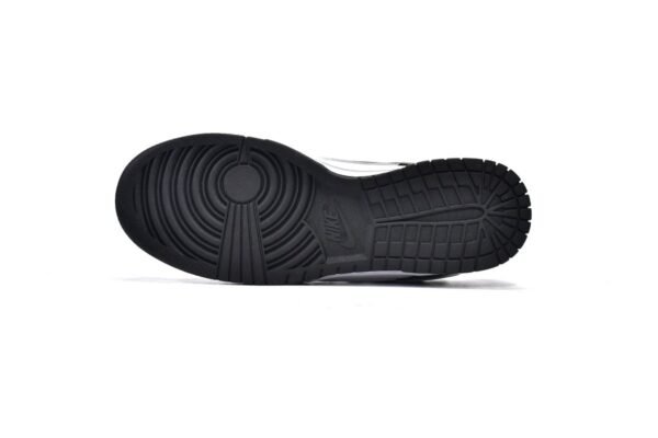 Nike Dunk Low World Champ DR9511-100
