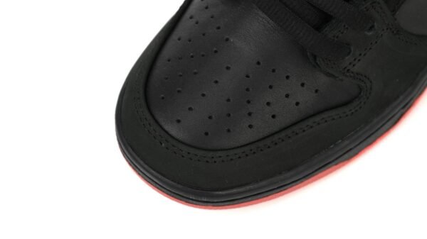 nike_dunk_sb_low_black_pigeon_883232_008_198F59A33C510.jpg Nike Dunk SB Low Black Pigeon 883232-008