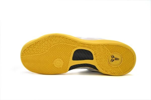 nike_kobe_8_low_whitepurple_yellow_555035_101__19A693396161D.jpg Nike Kobe 8 Low WhitePurple-Yellow 555035-101