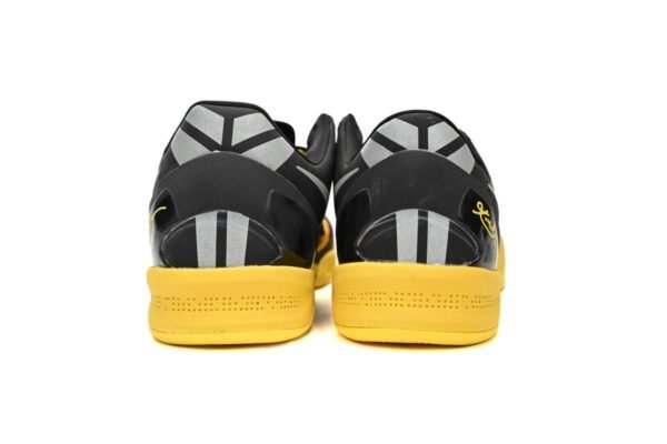nike_kobe_8_system_555286_077_19A68B2744F18.jpg Nike Kobe 8 System 555286-077