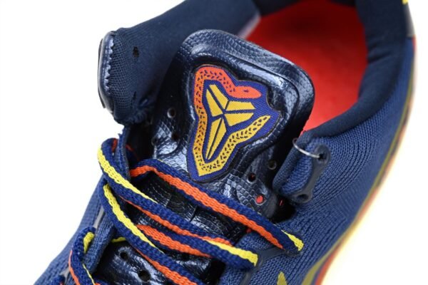nike_kobe_8_system_barcelona_555035_402_19A69572C7714.jpg Nike Kobe 8 System Barcelona 555035-402