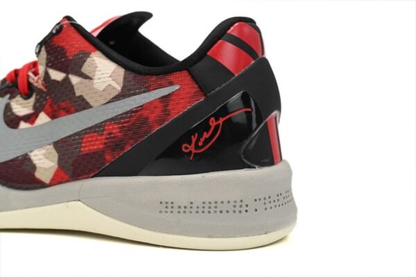 nike_kobe_8_system_milk_snake_555035_601_19A6940A3FA19.jpg Nike Kobe 8 System Milk Snake 555035-601