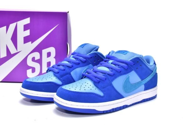 nike_sb_dunk_low_blue_raspberry_dm0807_400_17881941A2618.jpg Nike SB Dunk Low Blue Raspberry DM0807-400