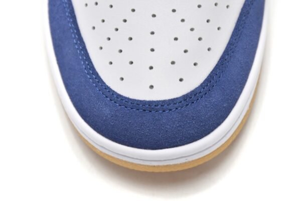 nike_sb_dunk_low_los_angeles_dodgers_do9395_400_17E411A2AE513.jpg Nike SB Dunk Low Los Angeles Dodgers DO9395-400