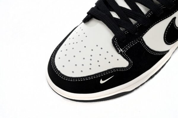 NIkE SB Dunk Low LV Batman FC1688-300