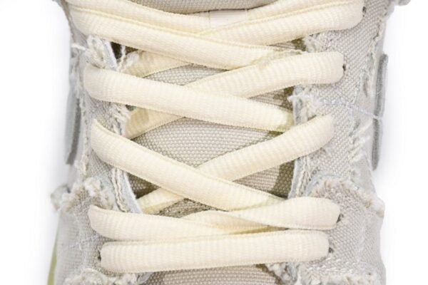 Dope Sneakers Nike SB Dunk Low Mummy DM0774-111