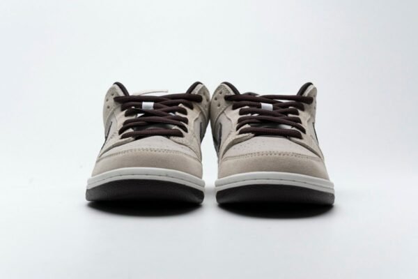 nike_sb_dunk_low_pro_desert_sand_mahogany_bq6817_004__17872DFF4E210.jpg Nike SB Dunk Low Pro Desert Sand Mahogany BQ6817-004