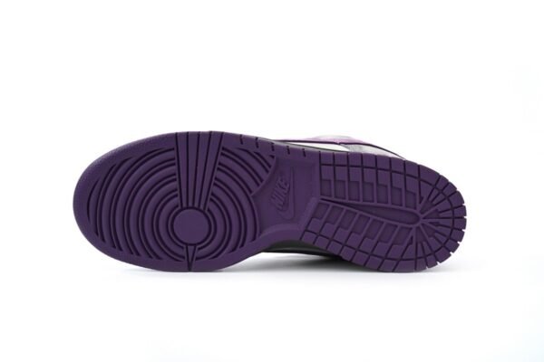 Nike SB Dunk Low Purple Pigeon 304292-051