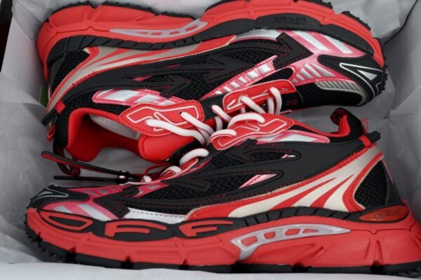 off_white_out_of_black_red_omia295v24_fab00_11025_1C7F36AA20112.jpg OFF-WHITE Out Of Black Red OMIA295V24 FAB00 11025