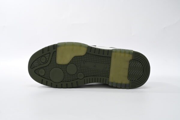 off_white_out_of_military_green_white_olia18_9s23lea00_15901_1940D30047117.jpg OFF-WHITE Out Of Military Green White OLIA18 9S23LEA00 15901
