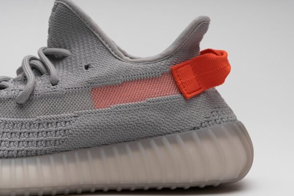 og_adidas_yeezy_boost_350_v2__tail_light_real_boost_fx9017_187A9A5FEC31D.jpg adidas Yeezy Boost 350 V2 Tail Light Reps FX9017