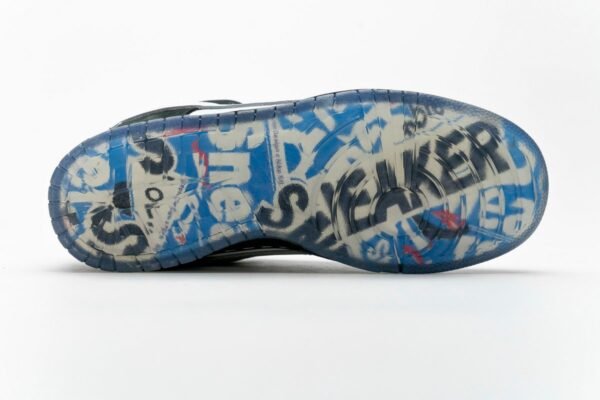 Staple x Nike SB Dunk Low “Panda Pigeon” BV1310-013
