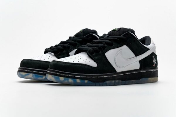 Staple x Nike SB Dunk Low “Panda Pigeon” BV1310-013