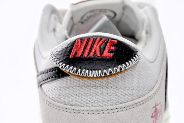 stussy_x_nike_sb_dunk_low_dd9776_068_185A6BC4E5F13.jpg Stussy x Nike SB Dunk Low DD9776-068