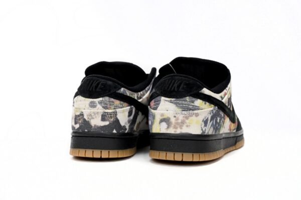 supreme___nike_dunk_low__rammellzee__fd8778_001__1877F57D0ED17.jpg Supreme × Nike Dunk Low “Rammellzee” FD8778-001