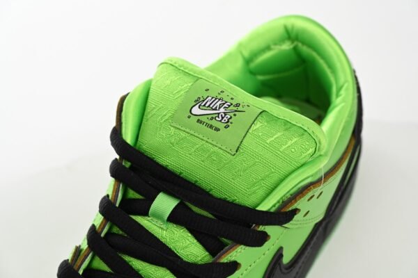 The Powerpuff Girls x Nike SB Dunk Low “Buttercup” FZ8319-300