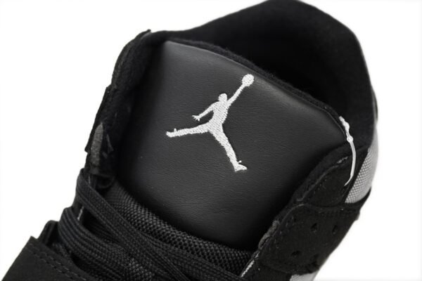 travis_scott_x_jordan_cut_the_check_nice_kicks_black_charcoal__fz8117_481_1A6F5B3841815.jpg Travis Scott x Jordan Cut The Check Nice Kicks Black Charcoal FZ8117-481