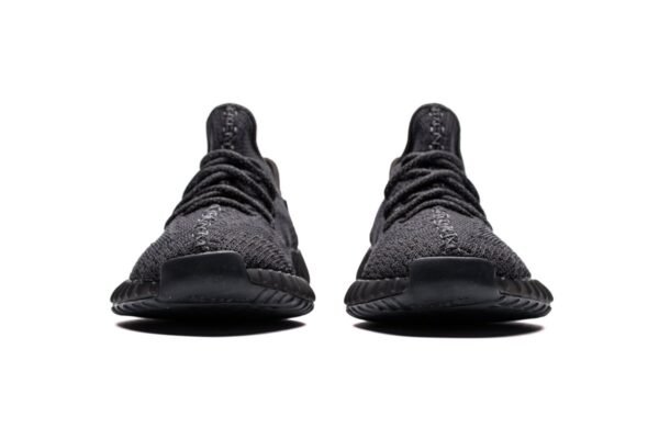 yeezy_boost_350_v2_black_fu9006_184AC4C5D831B.jpg Yeezy Boost 350 V2 Black FU9006
