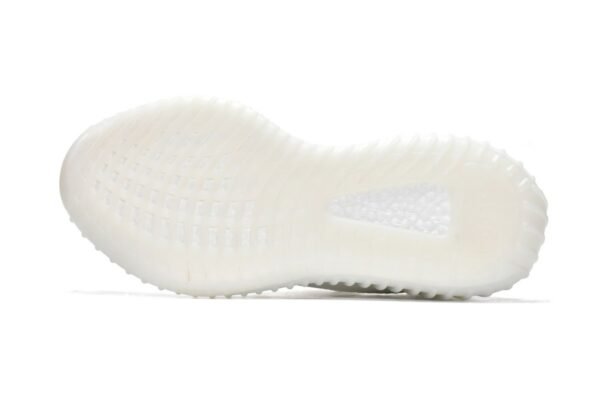 Dope sneakers Yeezy Boost 350 V2 Cream/Triple White CP9366