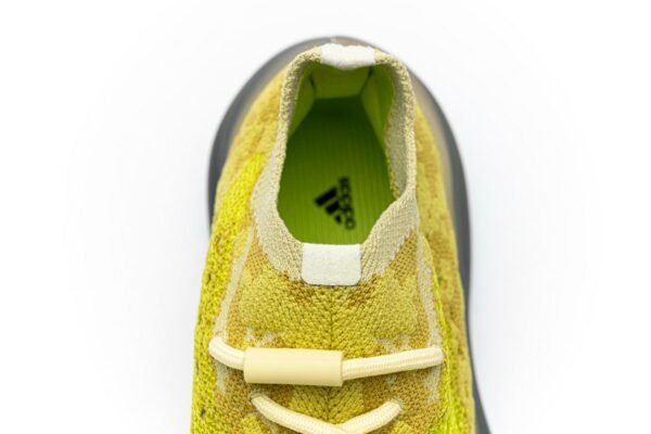 yeezy_boost_380_hylte_glow_fz4990_178C6E7078E1F.jpg Yeezy Boost 380 Hylte Glow FZ4990