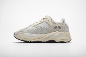 yeezy_boost_700_analog_eg7596_178C75705D316.jpg Yeezy Boost 700 Analog EG7596