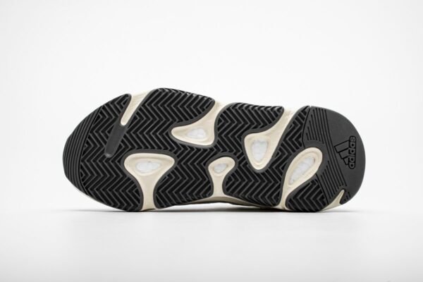 yeezy_boost_700_analog_eg7596_178C7570E0314.jpg Yeezy Boost 700 Analog EG7596