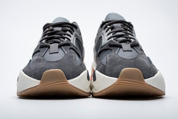 Yeezy Boost 700 v2 Magnet FV9922