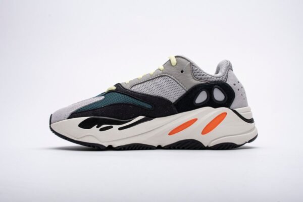 yeezy_boost_700_og_wave_runner__b75571_186ECD10C1C1F.jpg Yeezy Boost 700 OG“Wave Runner” B75571