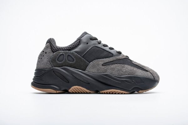Yeezy Boost 700 Utility Black FV5304