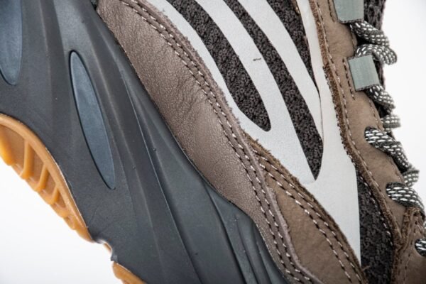yeezy_boost_700_v2__static__eg6860_1841D7E666815.jpg Yeezy Boost 700 V2 “Static” EG6860