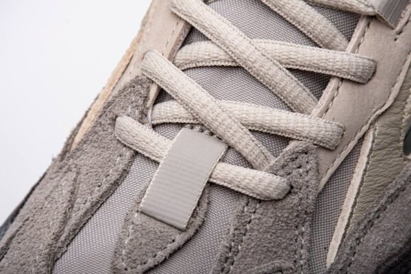 Yeezy Boost 700 V2 “Tephra” FU7914