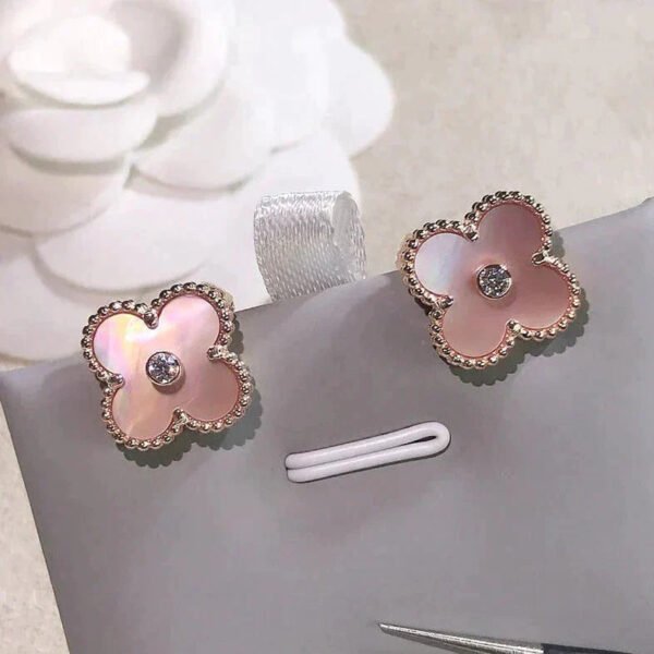 [Eternal Jewelry]CLOVER MEDIUM 1 MOTIFS  PINK MOP DIAMOND EARRINGS