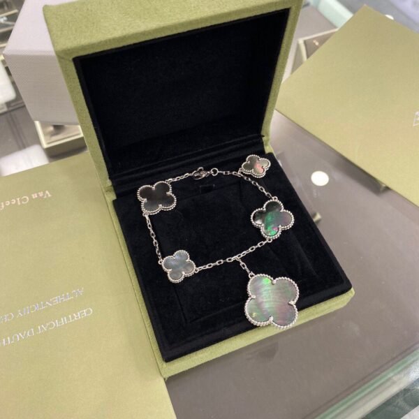 [Eternal Jewelry]CLOVER 5 MOTIFS SIVLER DARK MOP BRACELET
