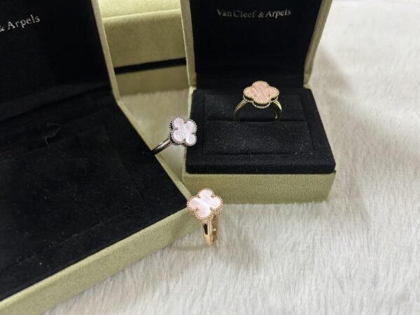 [Eternal Jewelry]Pink Clover Ring
