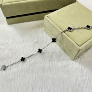 [Eternal Jewelry]CLOVER 6 MOTIF  ONYXS BRACELET